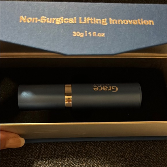 Non Surgical Lifting Innovation Face and Eye Cream works in 60 Seconds BNIB - Picture 1 of 7